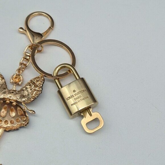 Authntic Louis Vuitton Lock & Key with unbranded Bagcharm, Keycharm, Keychain - Picture 7 of 8